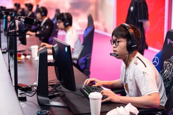 GEN战队全员离队 上海大师赛冠军成历史